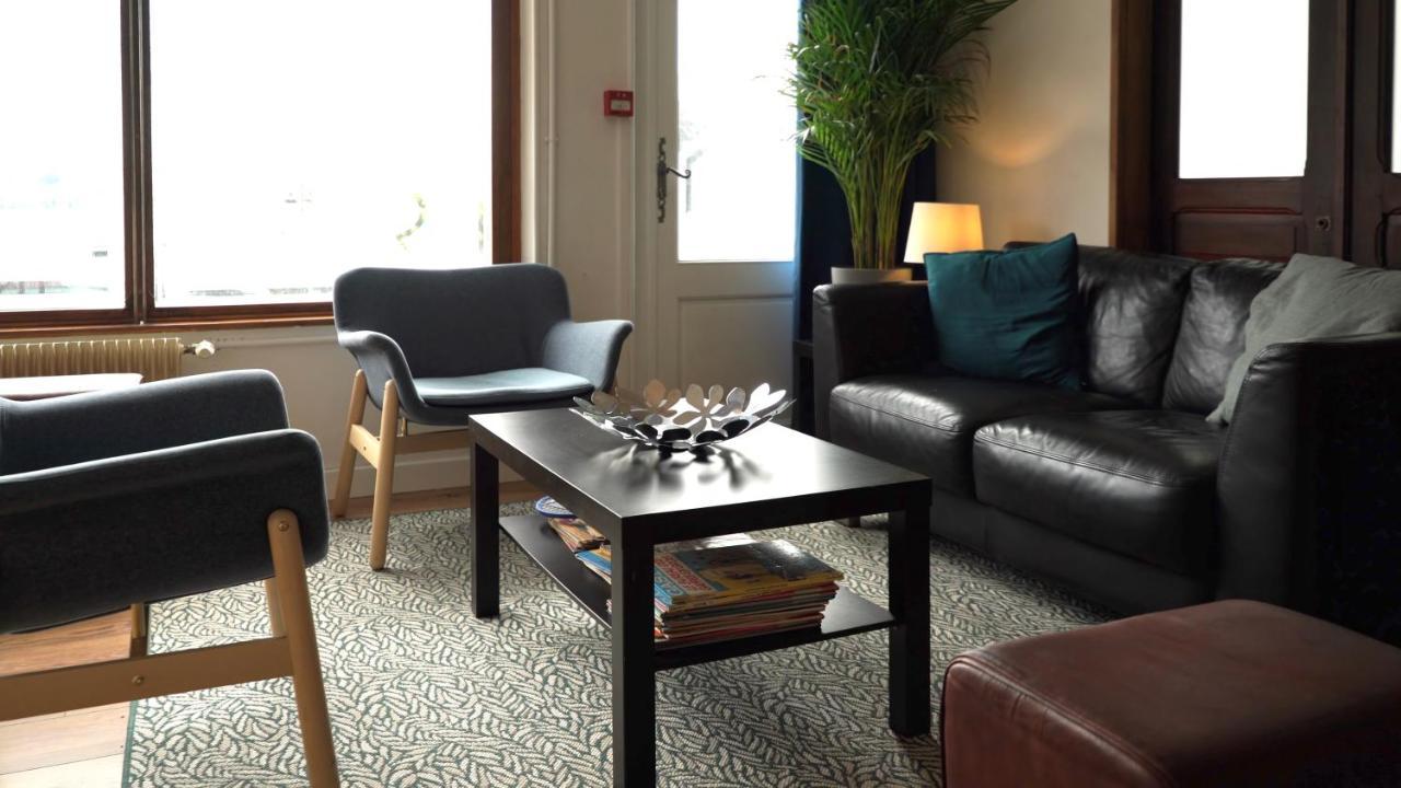 Entre Nous Hotel Rozoy-sur-Serre ภายนอก รูปภาพ