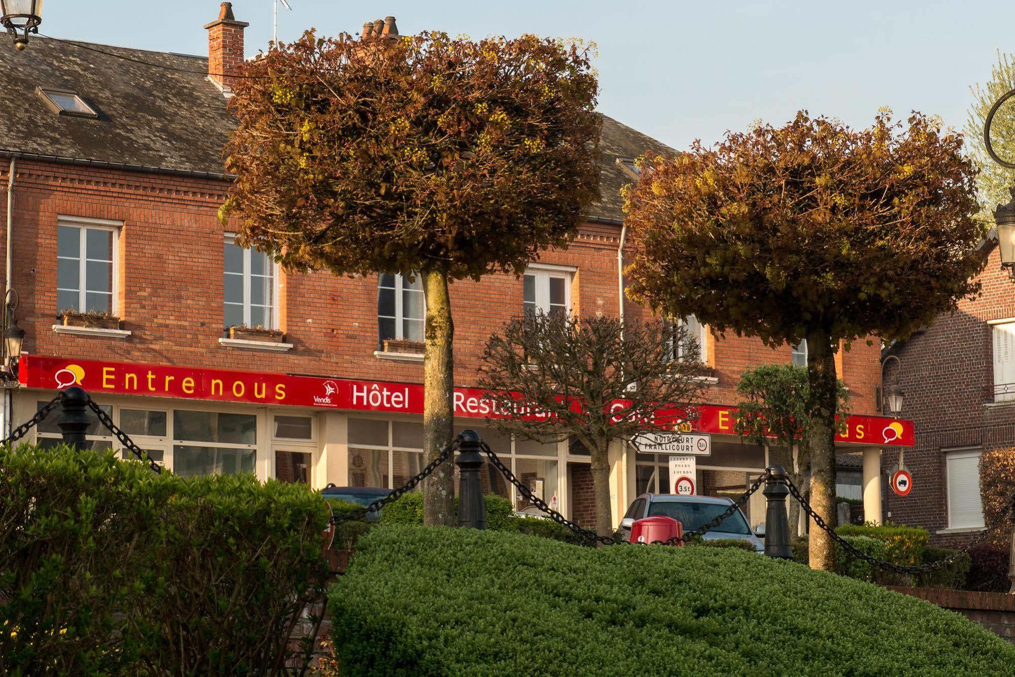 Entre Nous Hotel Rozoy-sur-Serre ภายนอก รูปภาพ